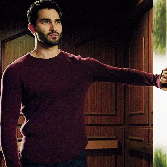 ISO Teen Wolf: I'm looking 4 these exact outfits.