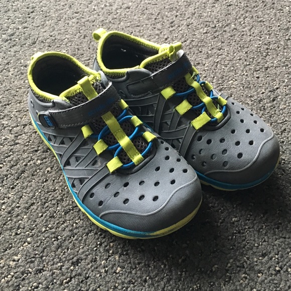 Stride Rite made2play summer sneakers size 11