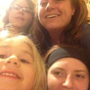 Meet your Posher, Candice