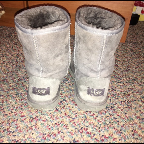 Short grey ugg boots - Picture 2 of 4