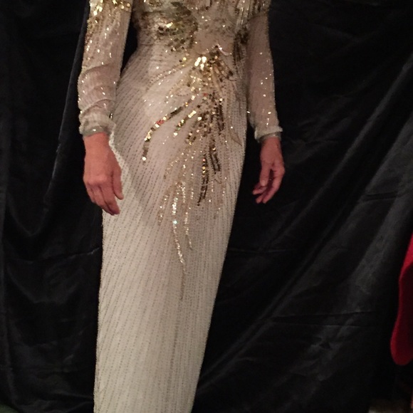 A beautiful formal dress by Alice design new like - Picture 3 of 4