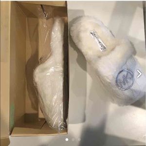 Michael Kors slippers