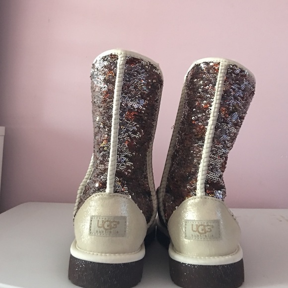 Brand new champagne Uggs.