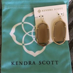 Kendra Scott Danielle Earrings