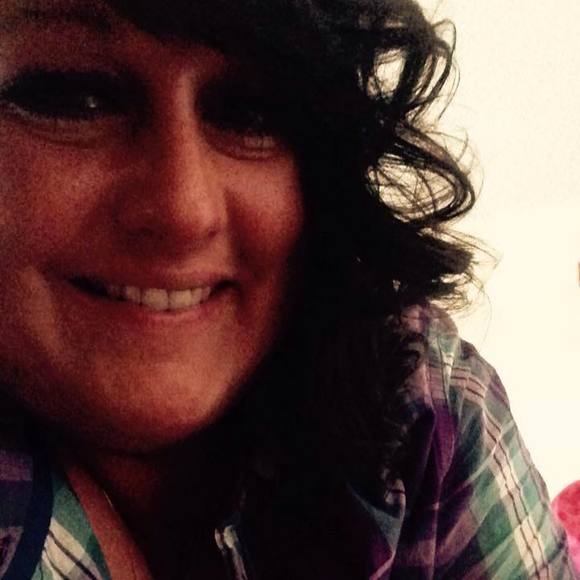 Meet your Posher, Heather - Picture 1 of 1