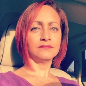 Meet your Posher, Evelyn