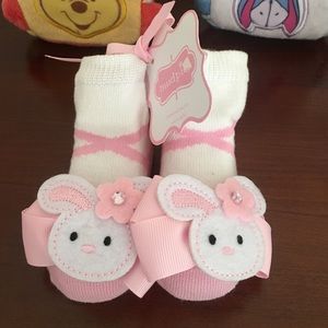 Mud Pie 0-12 mos Bunny socks 😍