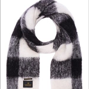 Scotch & Soda Wool Scarf⚫️⚪️