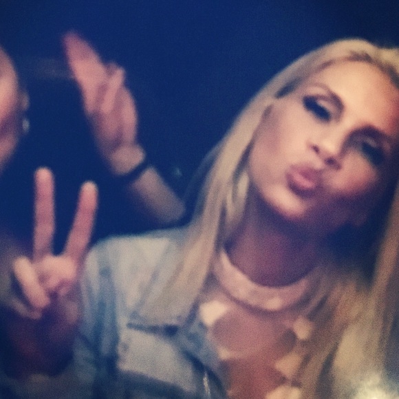 Hi everyone!! I’m Lynne! Thanks for stopping by! - Picture 3 of 6