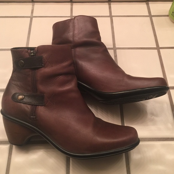 dansko black booties