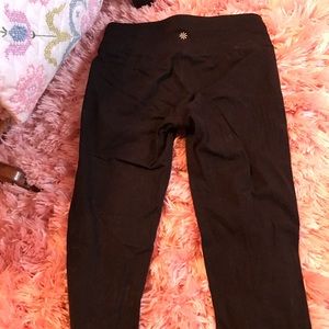 Athleta black work out capris
