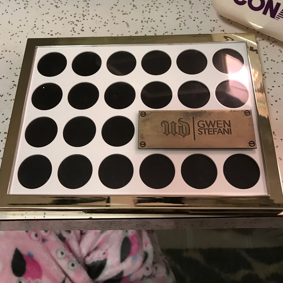 Urban decay Gwen Stefani pallet