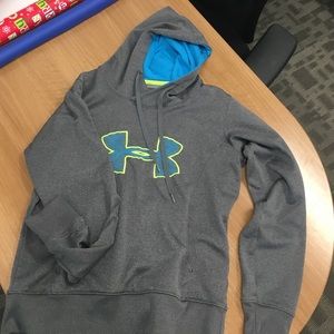 Under armour hooded sweatshirt