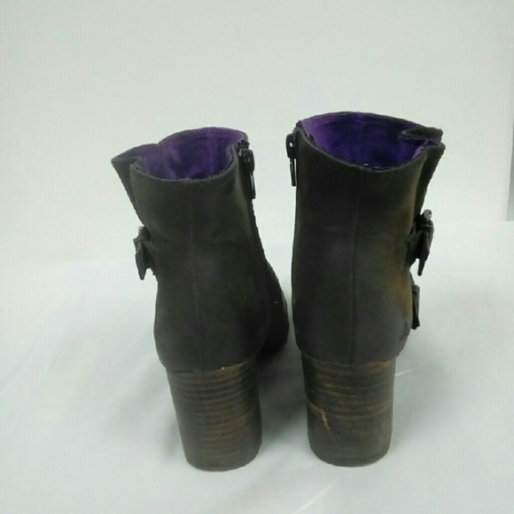 Blowfish Brown Bootie Sz. 6 - Picture 4 of 4