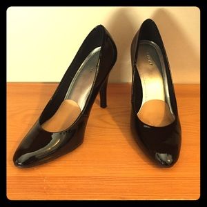 Fioni Black Patent Leather Heels