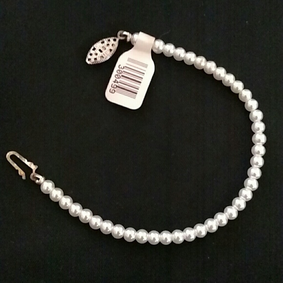 NWT 925 Pearl bracelets w toggle