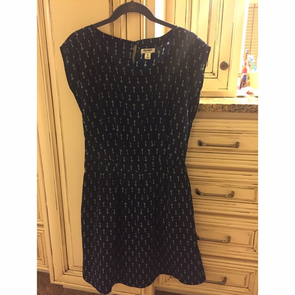 Old Navy medium key print dress, size medium