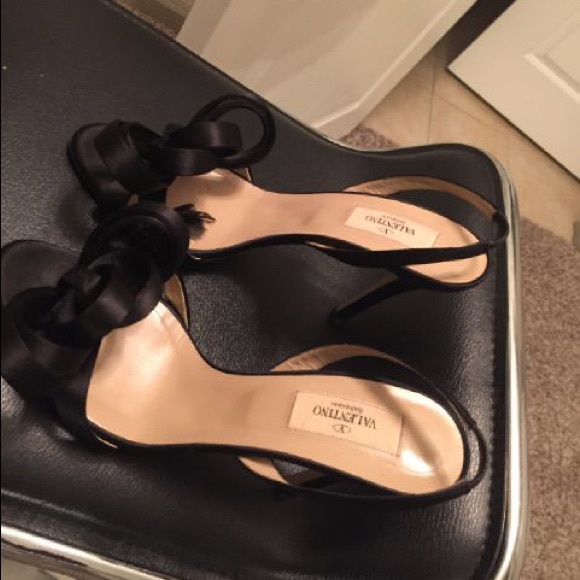 Valentino sandals - Picture 1 of 5