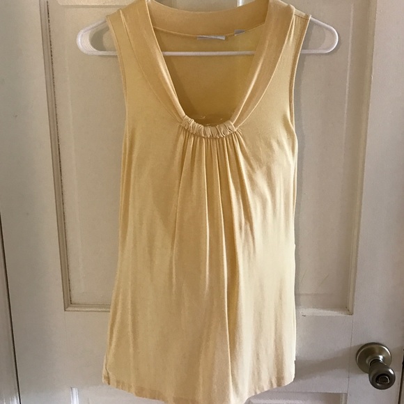 New York and Co small sleeveless t-shirt