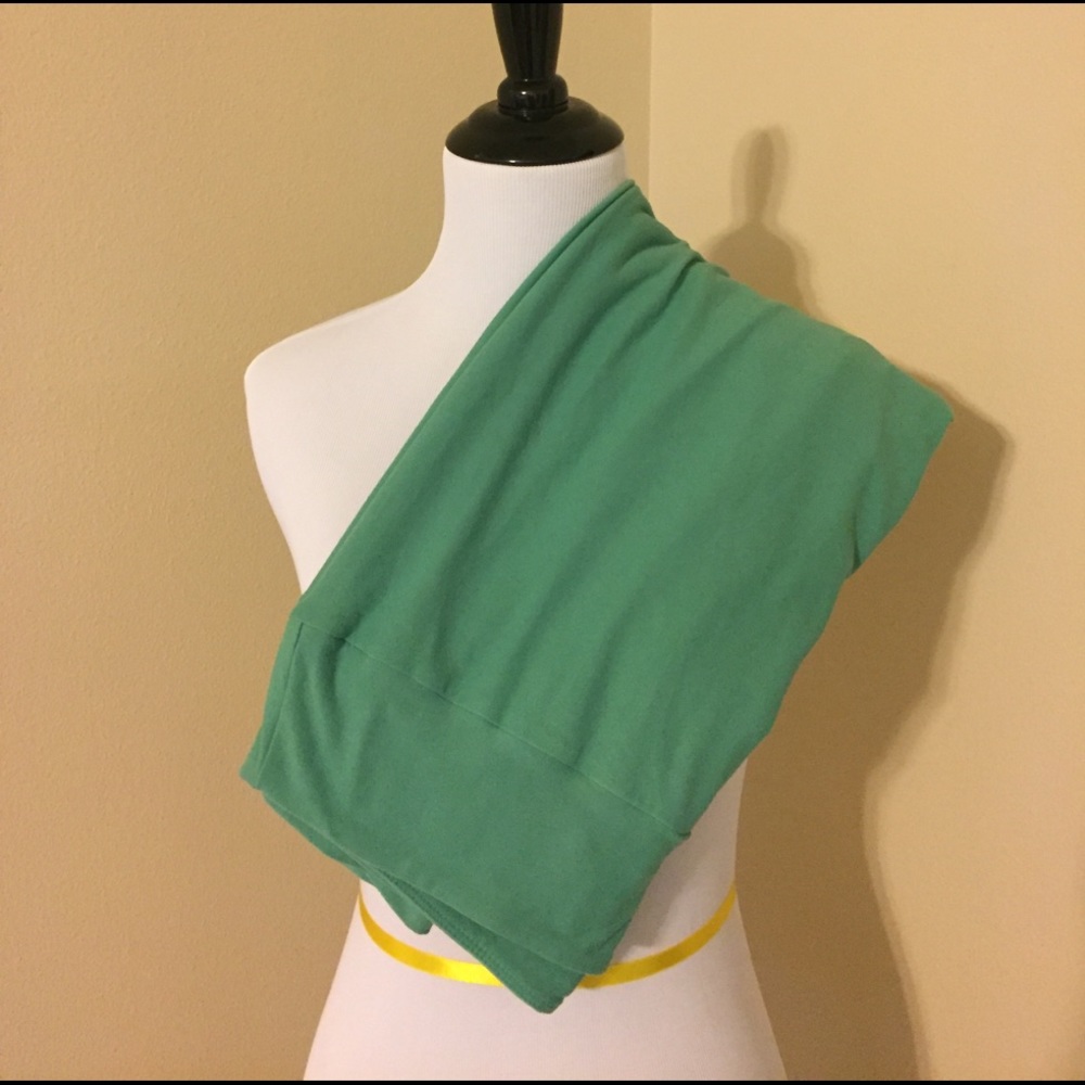 TC Green Lularoe Leggings!