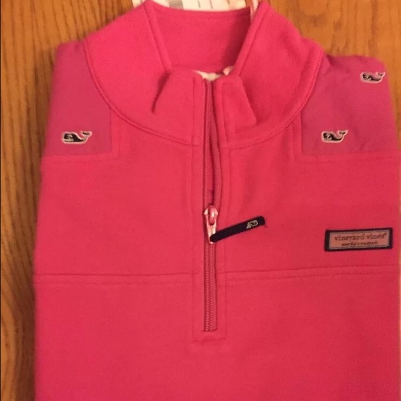 NWT VINEYARD VINES WHALE EMBROIDERED SHEPSHIRT - M