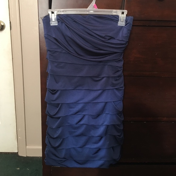 Strapless Navy Blue Body-Con Ruffle Dress - Picture 2 of 3