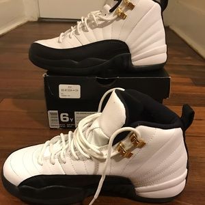 Black and white air Jordan retro 12
