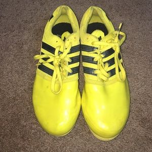 Adidas Jumpstar Size 5 yellow track spikes