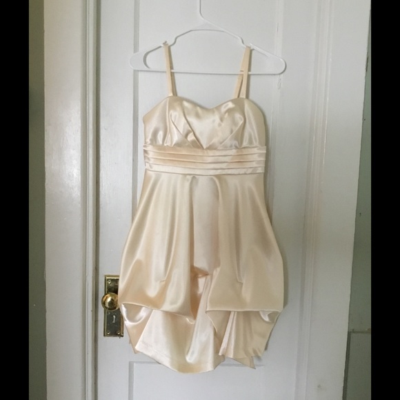 Vintage Formal Dress ~ - Picture 3 of 4