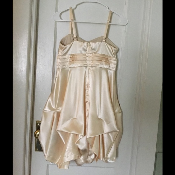 Vintage Formal Dress ~ - Picture 4 of 4