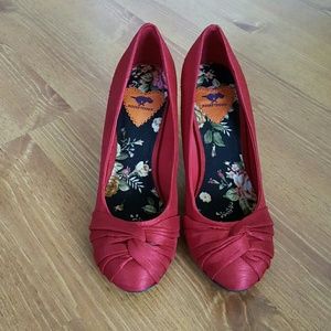 Rocket Dog red heels