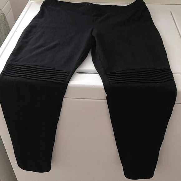 Rock and Republic moto leggings