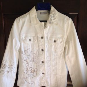 Chico white denim, embroidered jacket