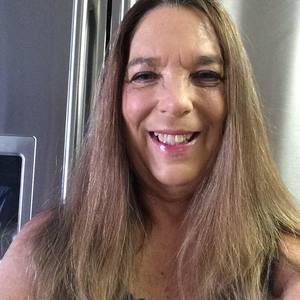 Meet your Posher, Suzanne