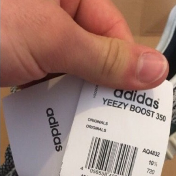 Real Yeezy Boost 350 Pirate Black - Picture 4 of 4