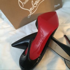 Christian louboutin pumps