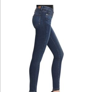 Paige skyline skinny s29