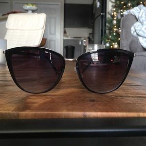 Black cat eye sunglasses