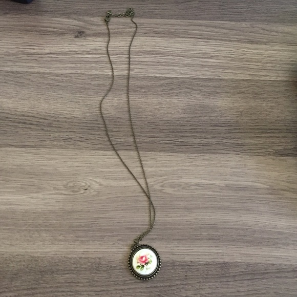 Long floral necklace