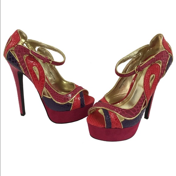 PRICE IS FIRM! NIB Bebe Clarissa Multicolor Pumps NO OFFERS! - Picture 4 of 4