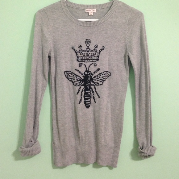 Queen Bee grey sweater