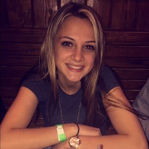 Meet your Posher, Nicolette