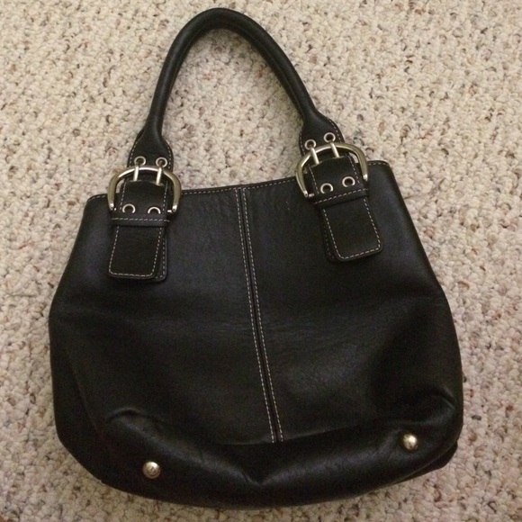 Clark's black purse