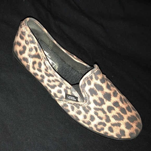Woman's cheetah vans