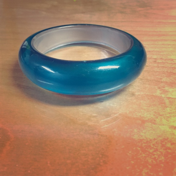Women's oversized bangle bracelet