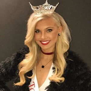 Meet your Posher, Caroline