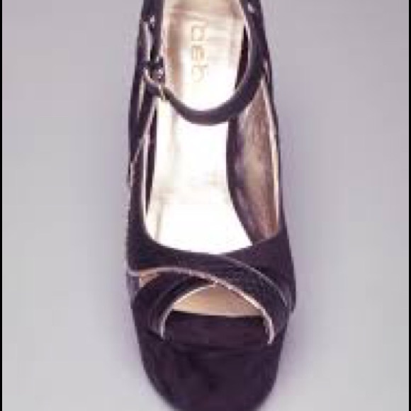 NIB Bebe Clarissa Peep Toe Pumps - Picture 2 of 5