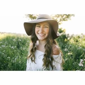 Meet your Posher, Victoria