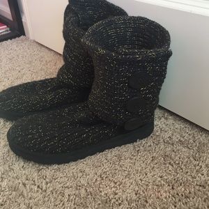 Ugg sweater boots