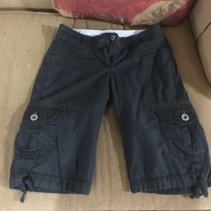 Tommy Hilfiger long shorts/capris